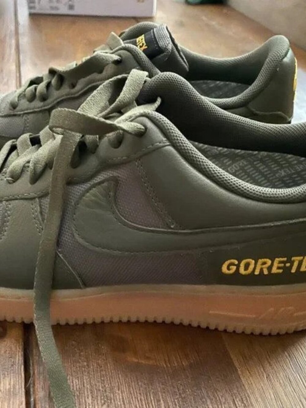 Nike Air Force Low 1 GTX Shoes Men's 7.5